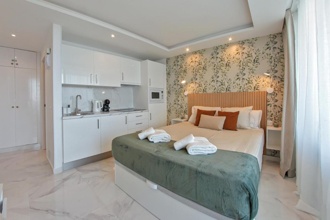 Stylish Modern Studio With Ocean View And Pools, 1001, Ponderosa Playa de las Americas  Exterior photo