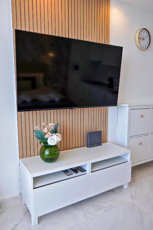 Stylish Modern Studio With Ocean View And Pools, 1001, Ponderosa Playa de las Americas  Exterior photo